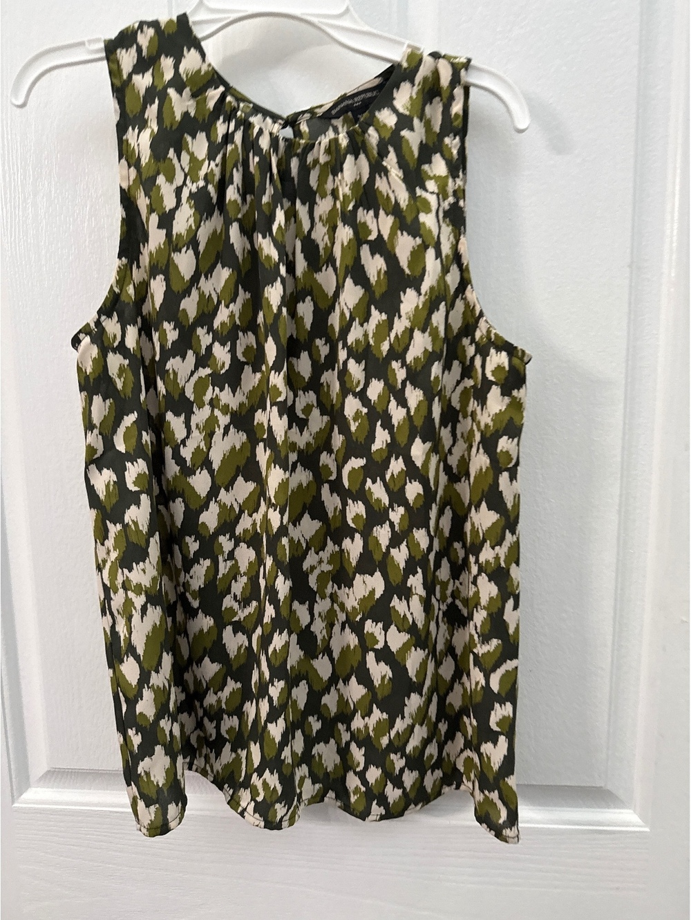 Banana Republic Women's Sleeveless Printed Blouse, Size XS, Green and White